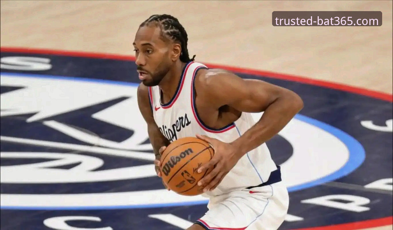 NBA快船vs开拓者赛事回顾：伦纳德手腕伤势完整解读指南